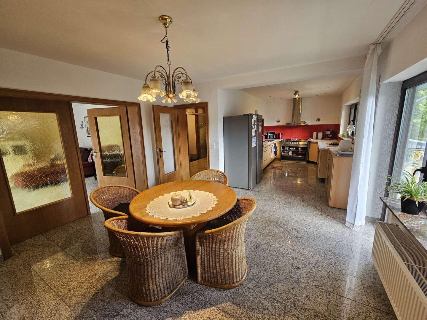 Esszimmer_Küche Bild 2